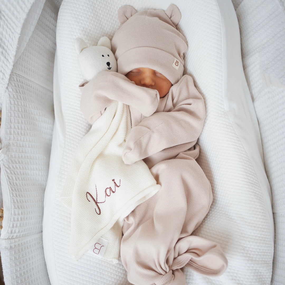 MAM Newborn Gift Set | Perfect Start 0-2m Pacifiers, Knotted Gown & Hat & Star Comforter with Pacifier Loop - Personalisable Baby Products Sold and Personalised by JustBørn