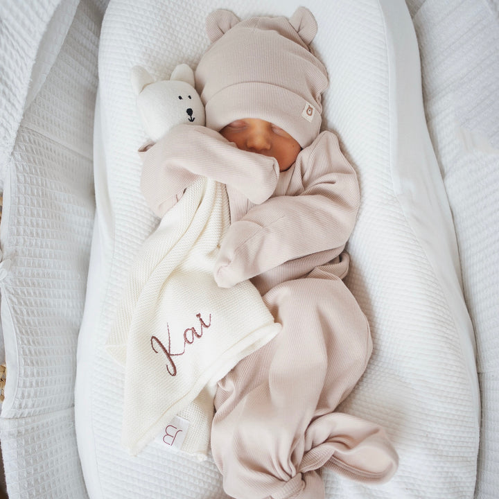 MAM Newborn Gift Set | Perfect Start 0-2m Pacifiers, Knotted Gown & Hat & Star Comforter with Pacifier Loop - Personalisable Baby Products Sold and Personalised by JustBørn