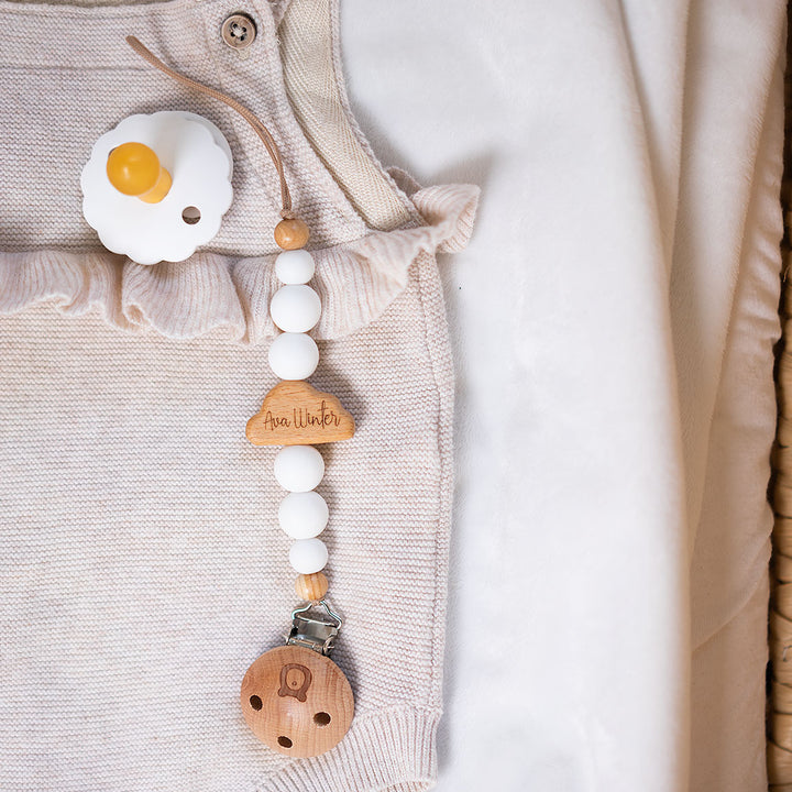JBØRN Cloud Pacifier Clip - Personalisable Baby Products Sold and Personalised by JustBørn