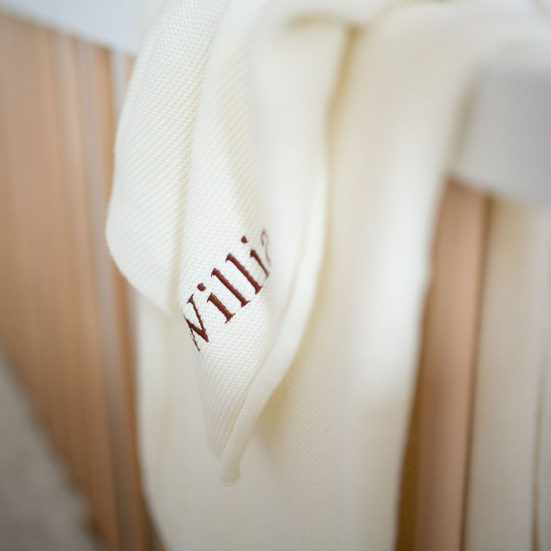 JBØRN Knitted Blanket & Comforter Gift Set - Personalisable Baby Products Sold and Personalised by JustBørn