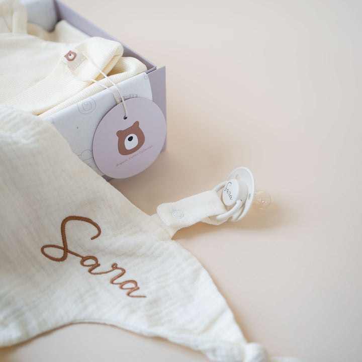 JBØRN Organic Cotton Sleeping Gown & Comforter Gift Set | 0-6 Months - Personalisable Baby Products Sold and Personalised by JustBørn