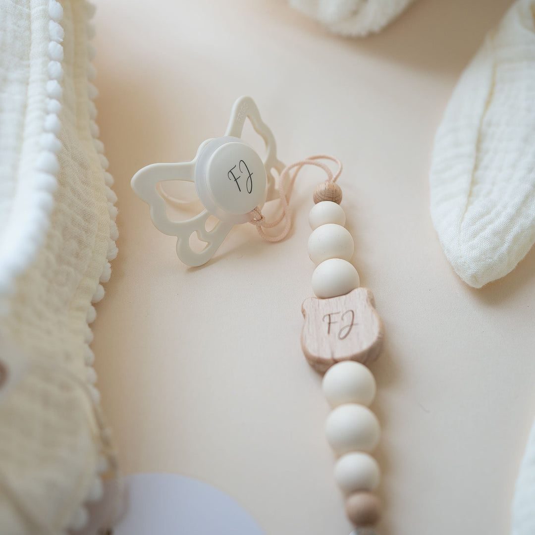 JBØRN Bear Pacifier Clip | Personalised - Personalisable Baby Products Sold and Personalised by JustBørn