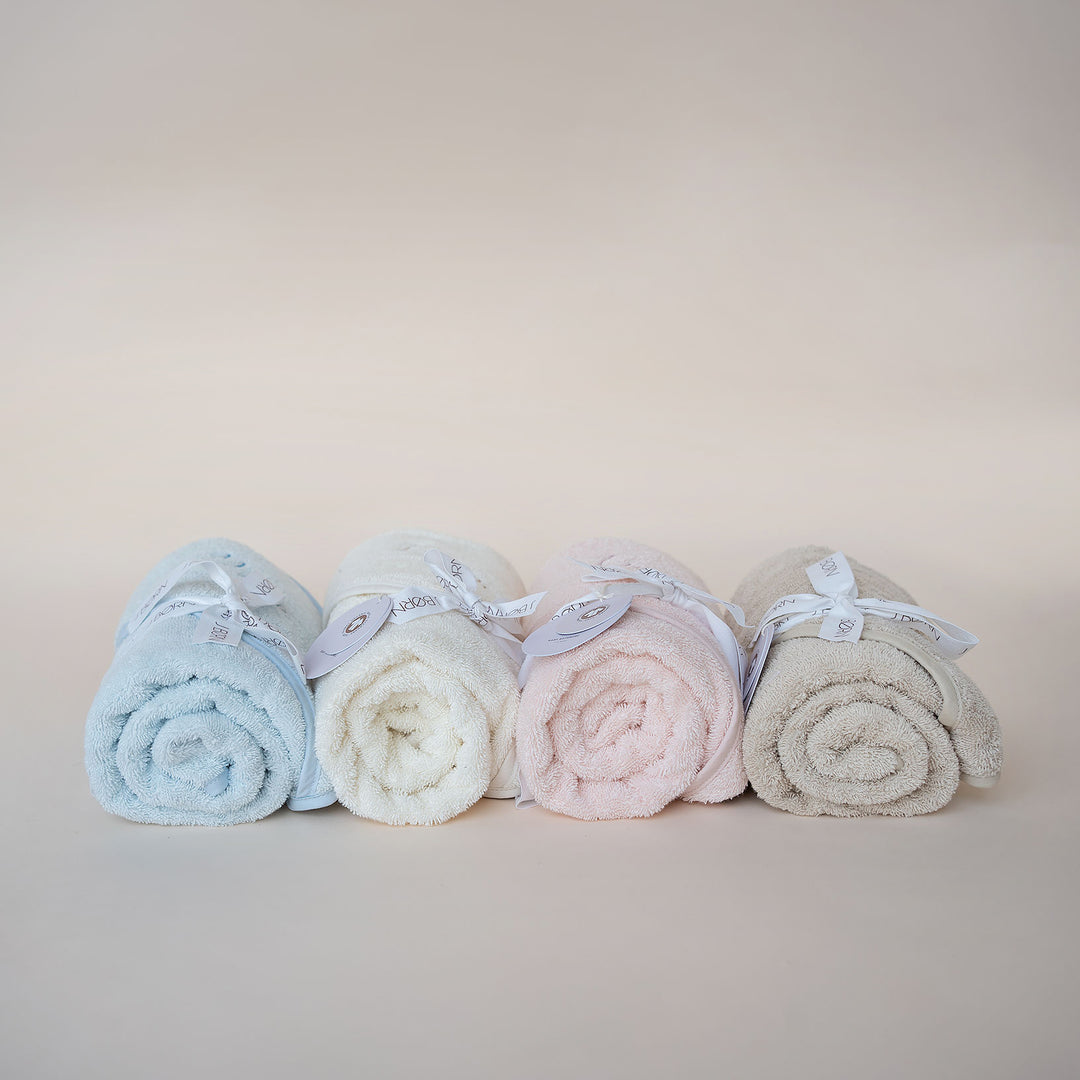 JBØRN Organic Cotton Towel & Skincare Gift Set - Personalisable Baby Products Sold and Personalised by JustBørn