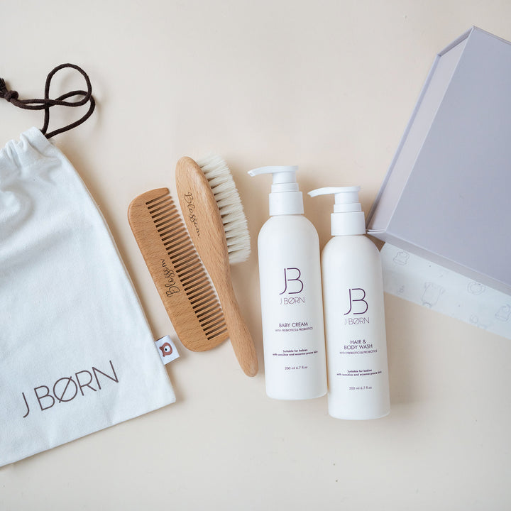 JBØRN Baby Care Gift Box | Personalised Hairbrush, Shampoo & Cream Set - Personalisable Baby Products Sold and Personalised by JustBørn