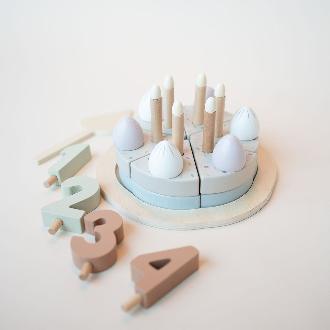 JBØRN Personalised Wooden Birthday Cake - Personalisable Baby Products Sold and Personalised by JustBørn