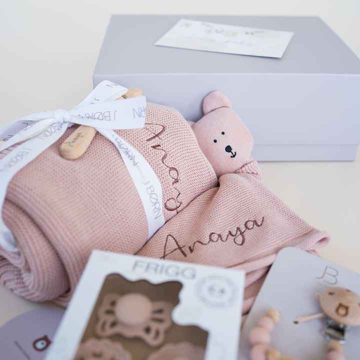 JBØRN Knitted Blanket Gift Box Bundle Blush - Personalisable Baby Products Sold and Personalised by JustBørn