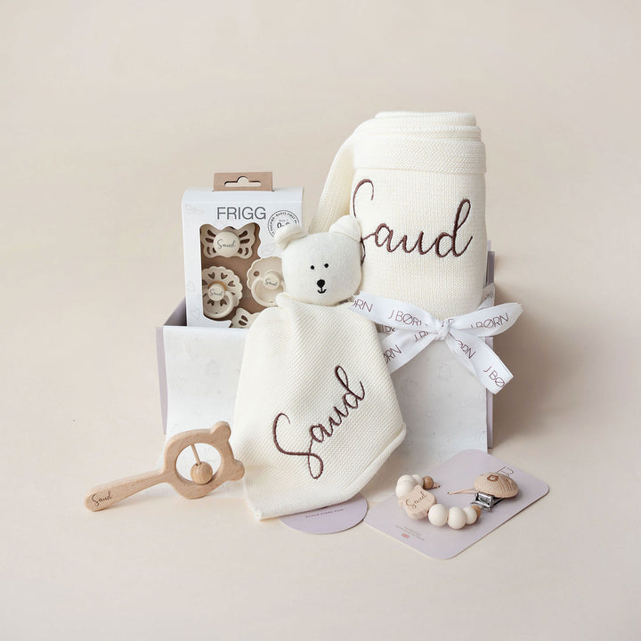 JBØRN Knitted Blanket Gift Box Bundle Ivory - Personalisable Baby Products Sold and Personalised by JustBørn