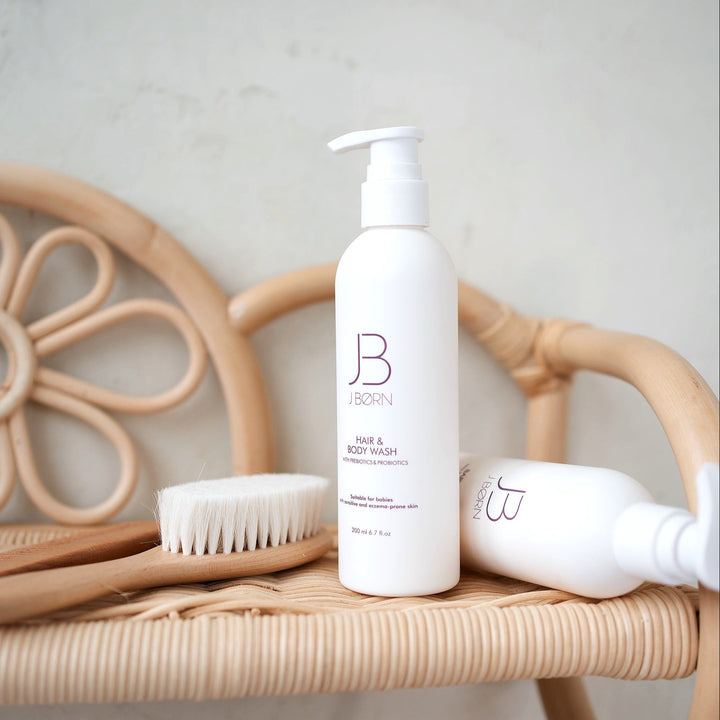 JBØRN Gift Set 0-3 Months | First Pacifiers, Organic Cotton Towel, Sleep Suit & Skin Care Set - Personalisable Baby Products Sold and Personalised by JustBørn