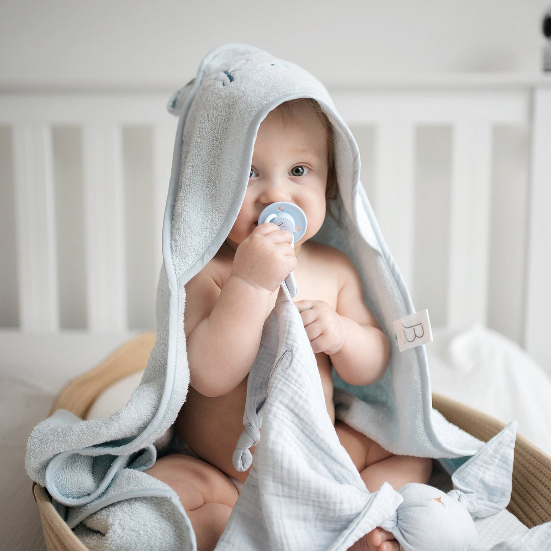 JBØRN Organic Cotton Towel & Skincare Gift Set - Personalisable Baby Products Sold and Personalised by JustBørn