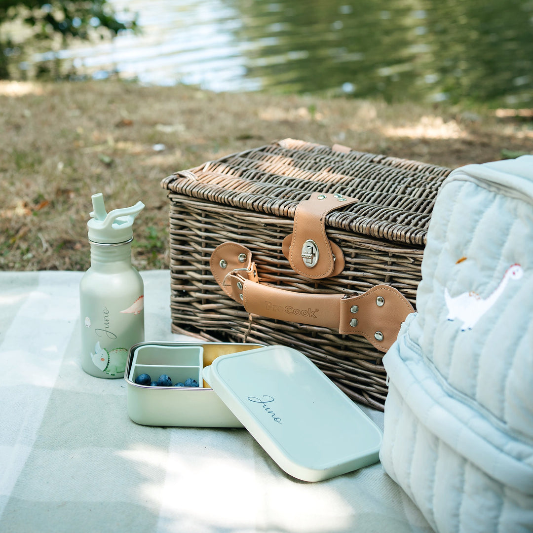 JBØRN Personalised Lunch Box - Personalisable Baby Products Sold and Personalised by JustBørn