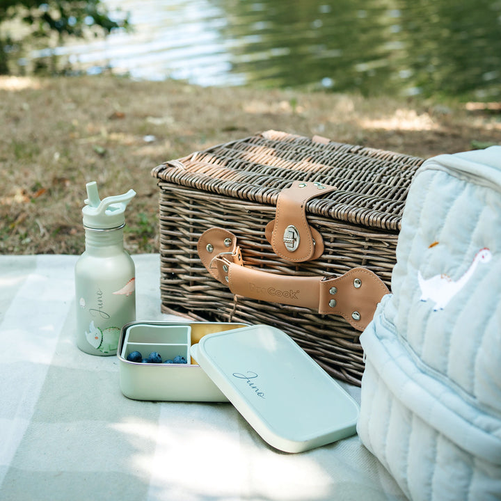 JBØRN Personalised Lunch Box - Personalisable Baby Products Sold and Personalised by JustBørn