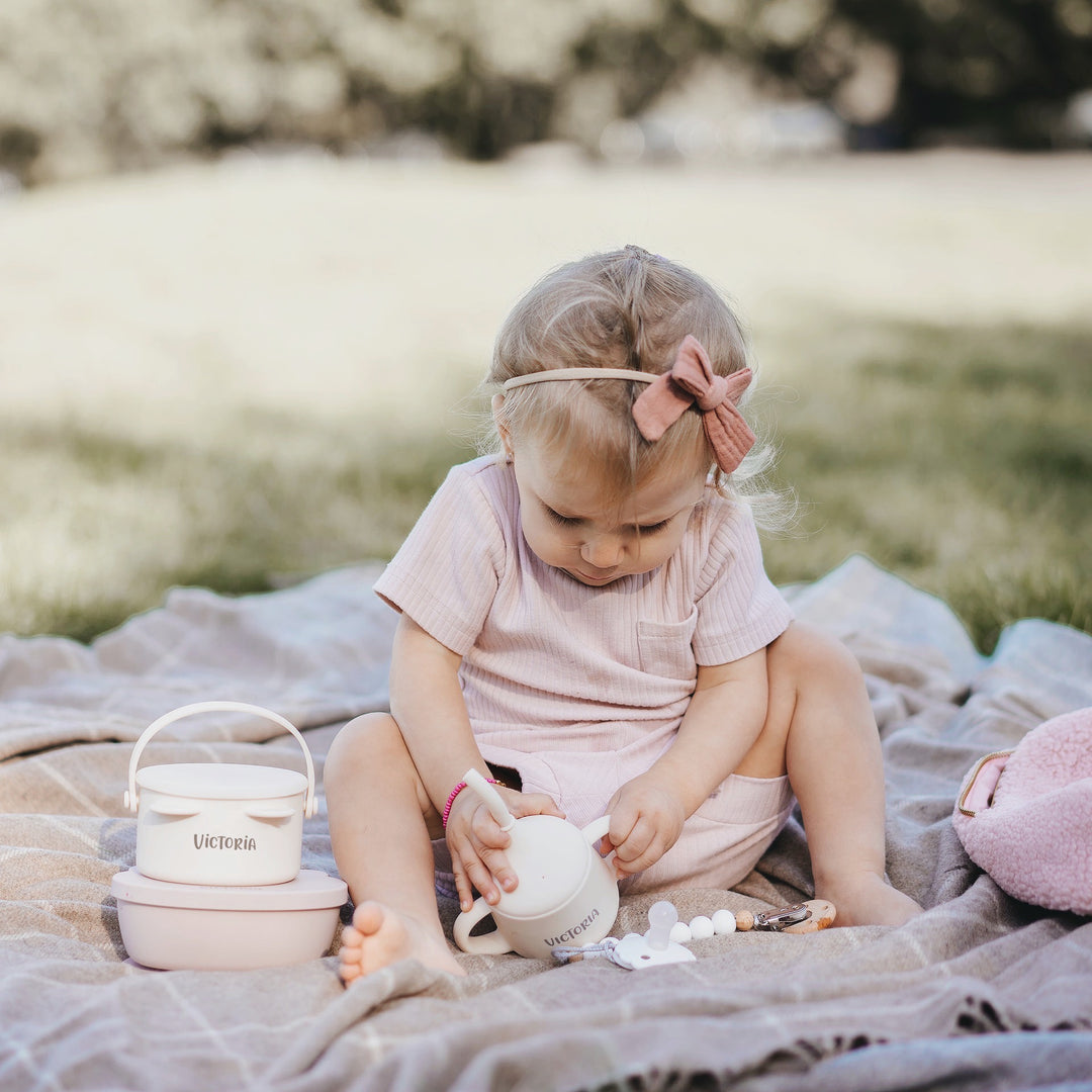 JBØRN Baby Snack Cup With Lid & Handle - Personalisable Baby Products Sold and Personalised by JustBørn
