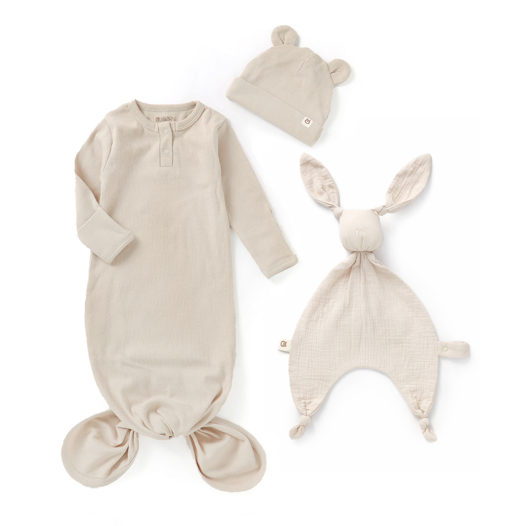 JBØRN Organic Cotton Sleeping Gown & Comforter Set | 0-6 Months Gown & Comforter Set | Vanilla - Personalisable Baby Products Sold and Personalised by JustBørn