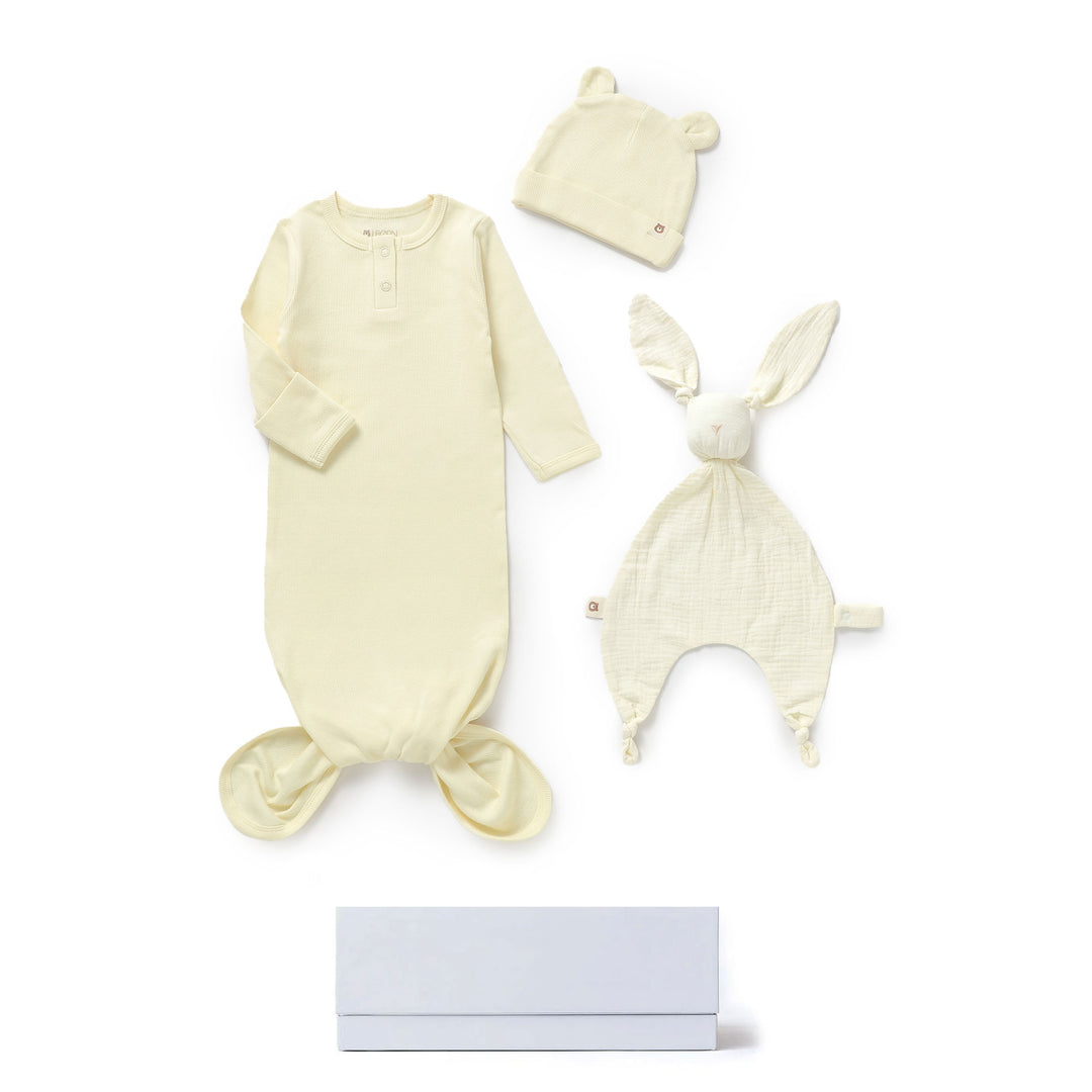 JBØRN Organic Cotton Sleeping Gown & Comforter Gift Set | 0-6 Months Moonlit Daffodil No - Personalisable Baby Products Sold and Personalised by JustBørn