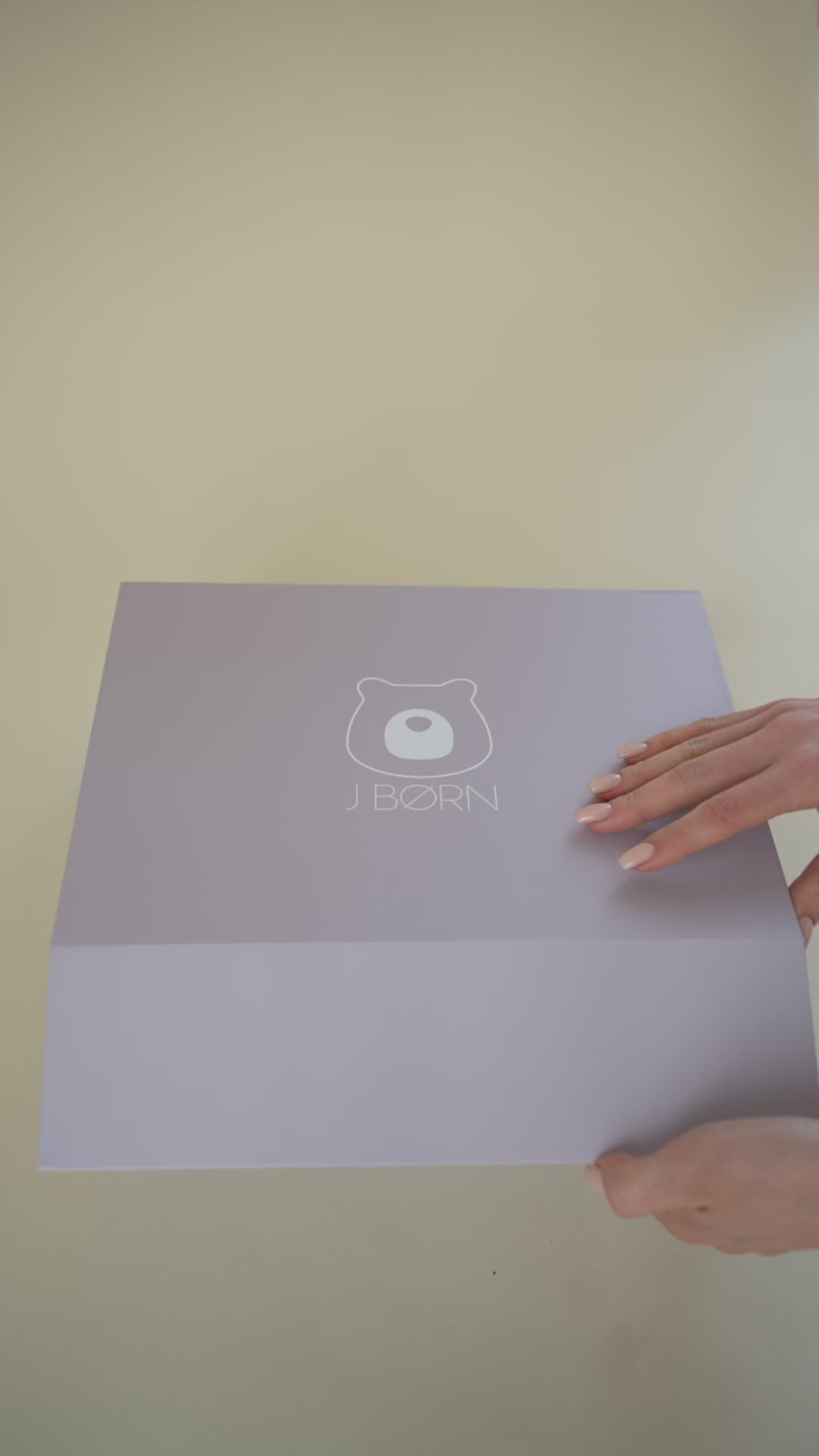 JBØRN Baby Weaning Full Essentials Gift Box